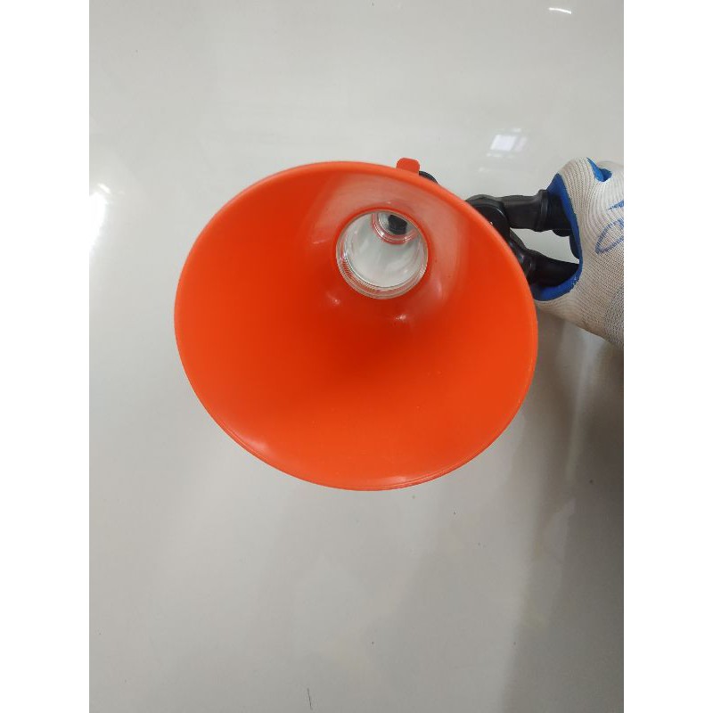 Phễu rót dầu đổ dầu máy châm nhớt máy ô tô không phải giữ tay