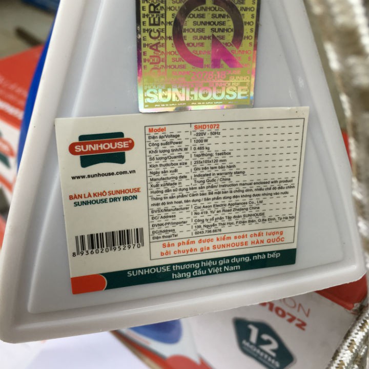 Bàn là sunhouse 1072