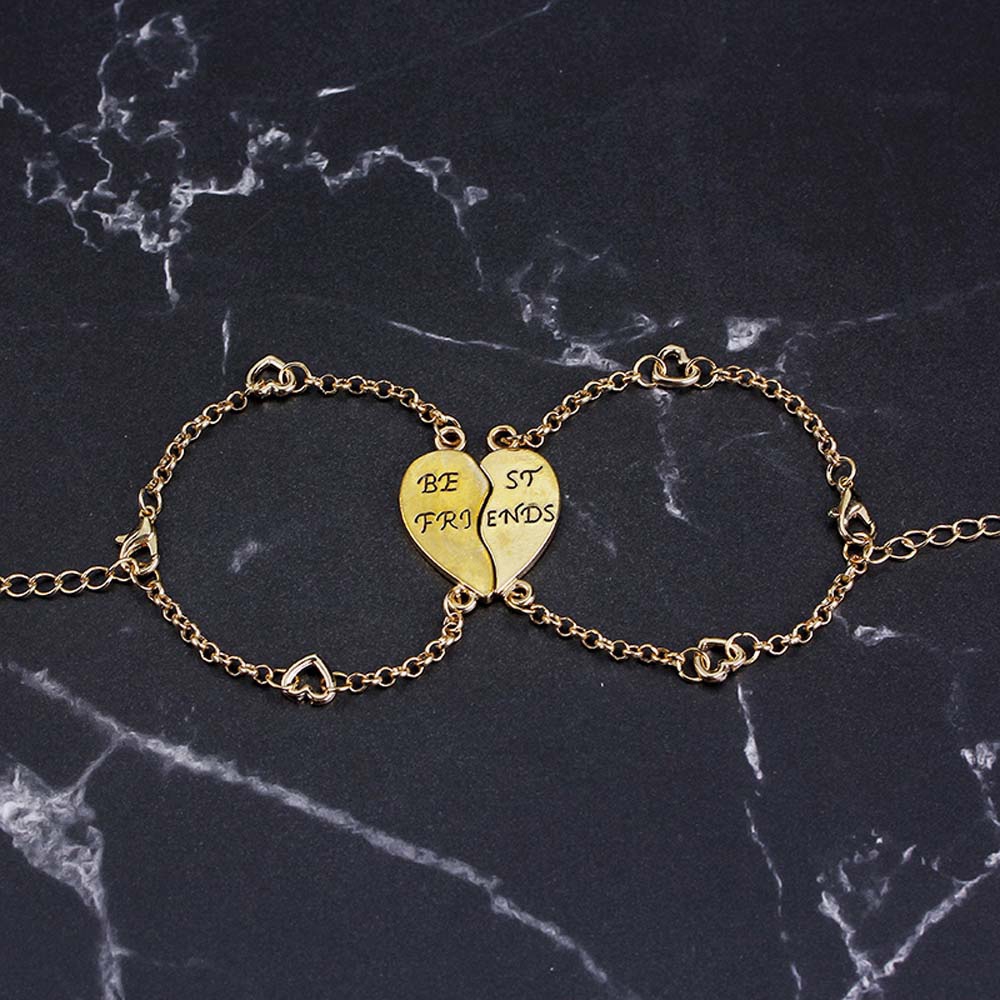 Cặp vòng tay thiết kế ghép hai mảnh trái tim khắc chữ Best Friend thời trang