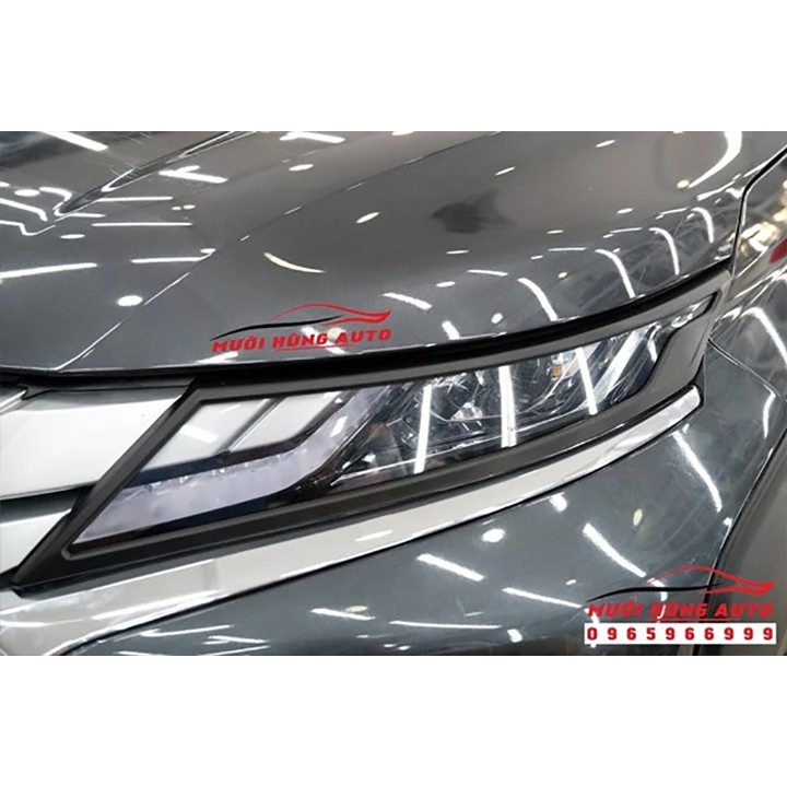 Ốp Viền Đèn Trước Sau Xe Mitsubishi Triton 2017 - 2020 Giá Rẻ Tại TPHCM