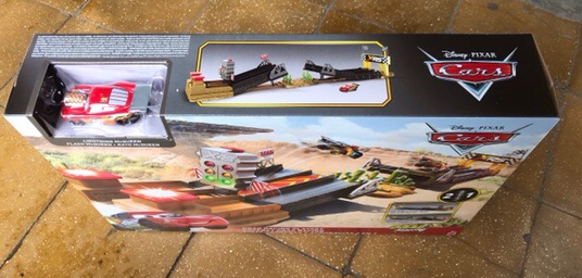 Bộ Đường Đua Xe Disney Pixar Cars XRS Drag Racing Playset Lighting Mc Queen