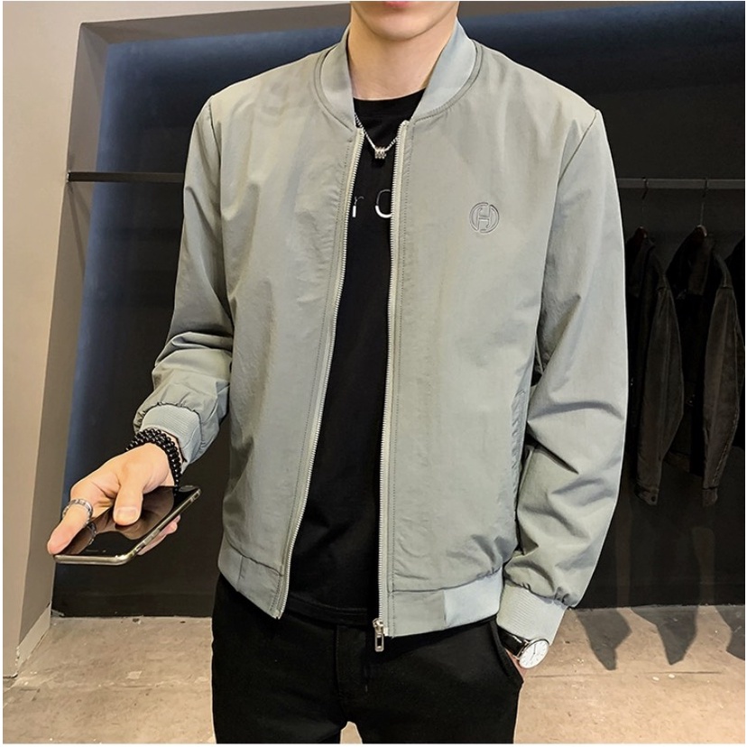 Áo Khoác Nam Cao Cấp Kiểu Bomber Vải Dù Mero 2 Lớp Logo Thêu Nổi Thiết Kế Đơn Giản Sang Trọng Sành Điệu Cá Tính Lịch Lãm