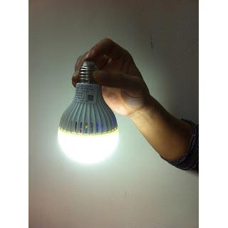 Bóng đèn led tích điện 9W