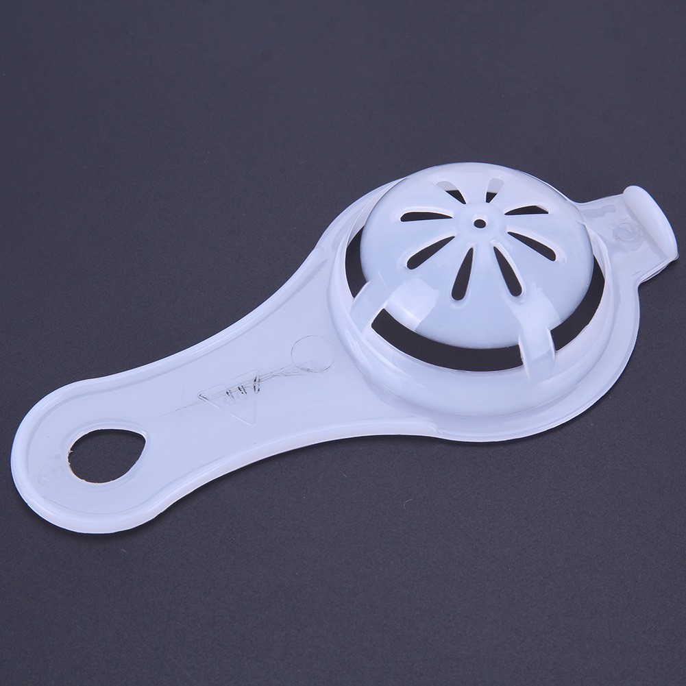 Dụng cụ tách lòng đỏ trứng gà mini