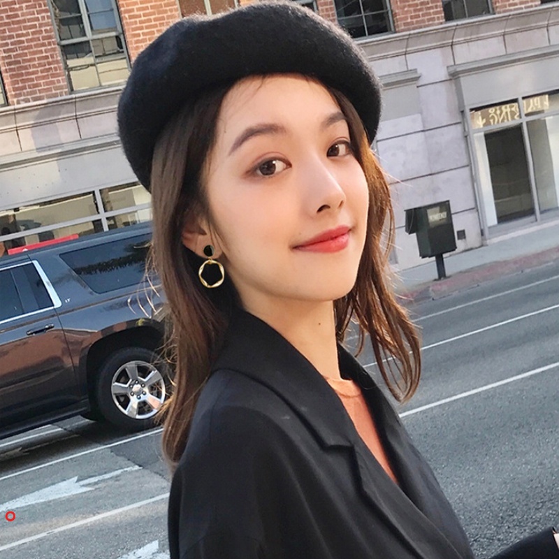 Khuyên tai vòng kim loại màu đen đơn giản cho nữ