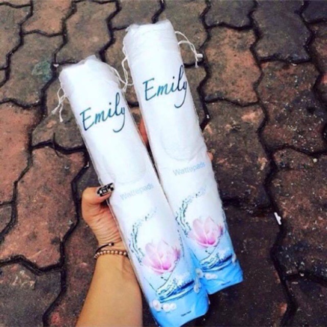 Bông tẩy trang Emily của Đức 120 miếng