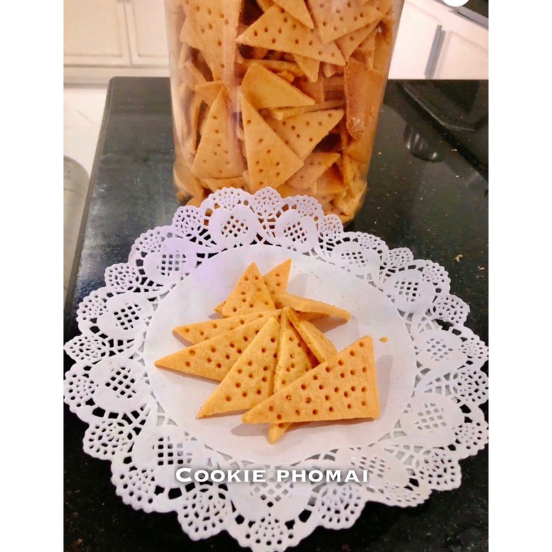 Hộp bánh tết cookie handmade siêu ngon Mèo Thần Tài 400gr | BigBuy360 - bigbuy360.vn