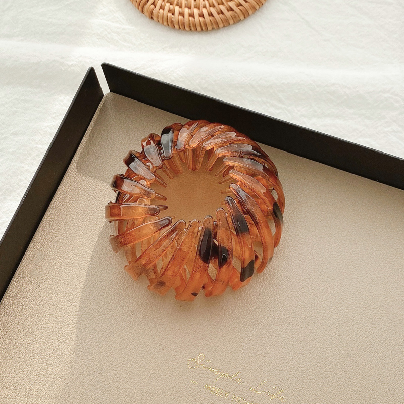 Kẹp tóc nhựa màu trơn thiết kế đơn giản thời trang cho nữ