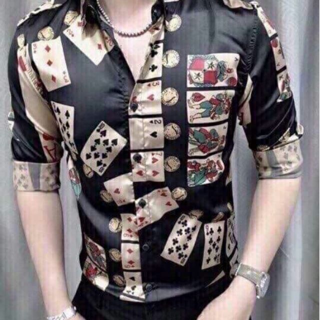 Áo sơ mi hình lá bài siêu chất