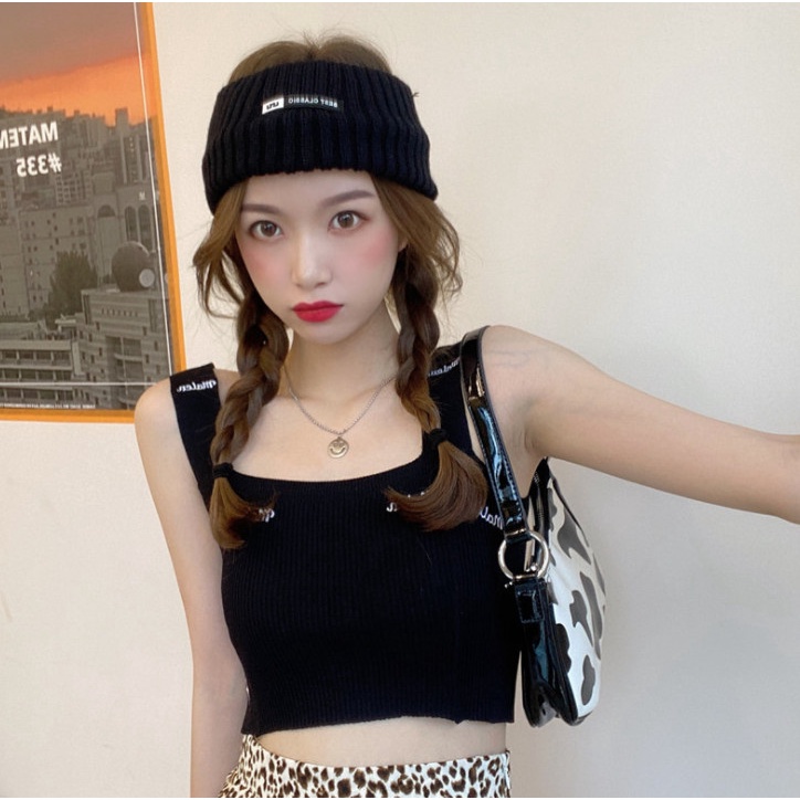 Áo hai dây bản to len tăm croptop thêu chữ A2S13