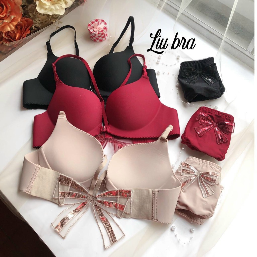 Bộ áo lót đúc su cài trước đệm vừa phối nơ + quần mã FLA56