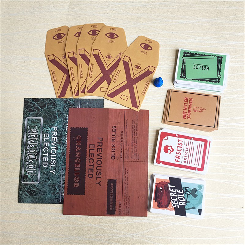 Board Game Secret Hitler kèm bộ bài mang tính nhập vai suy luận