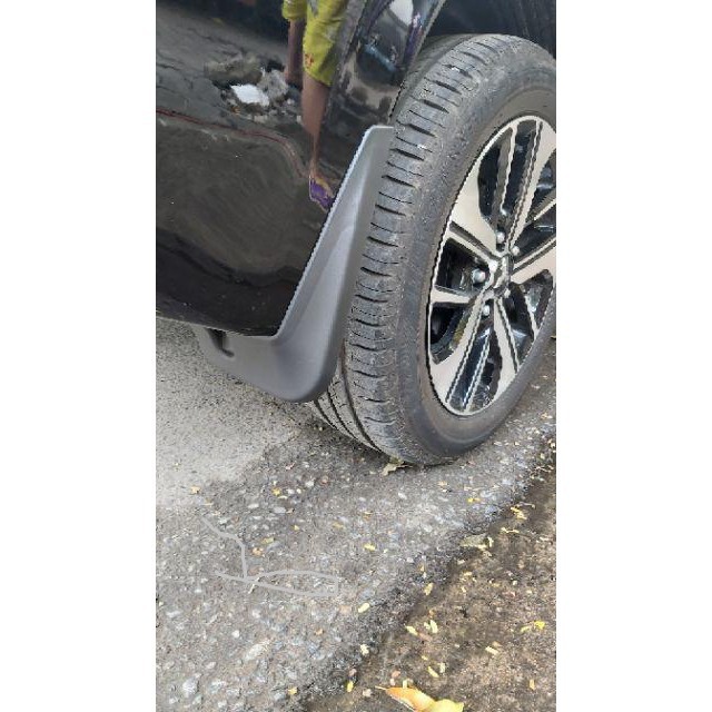 Bộ 4 chắn bùn theo xe Mitsu Xpander 2018-2019