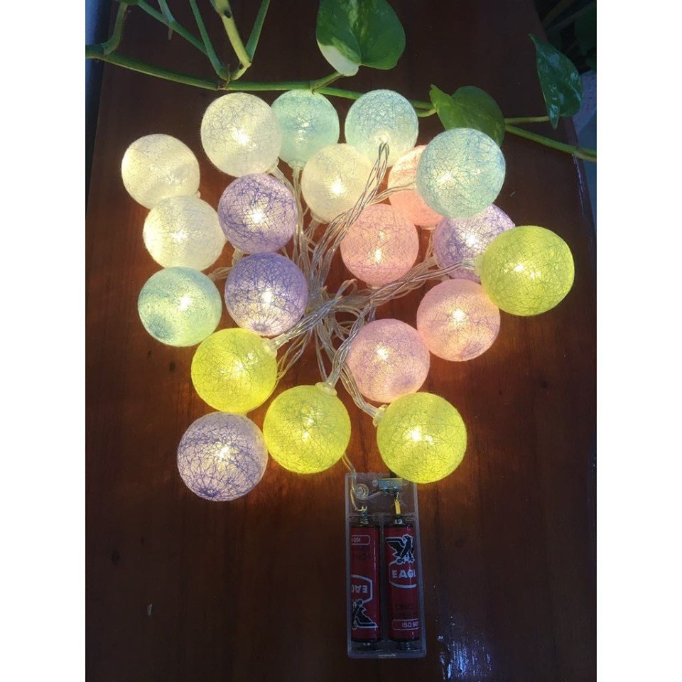 (Xài pin AAA) Đèn led dây trang trí tiệc đèn 4m 20 bóng đèn tròn 4cm ánh sáng vàng ấm không chớp nháy