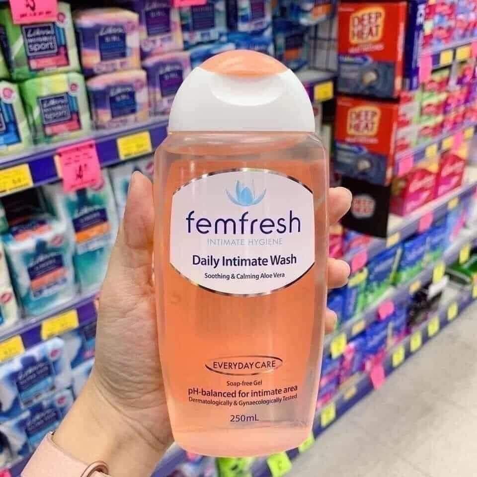 Dung Dịch Vệ Sinh Phụ Nữ FemFresh [CHÍNH HÃNG] Úc 250ml