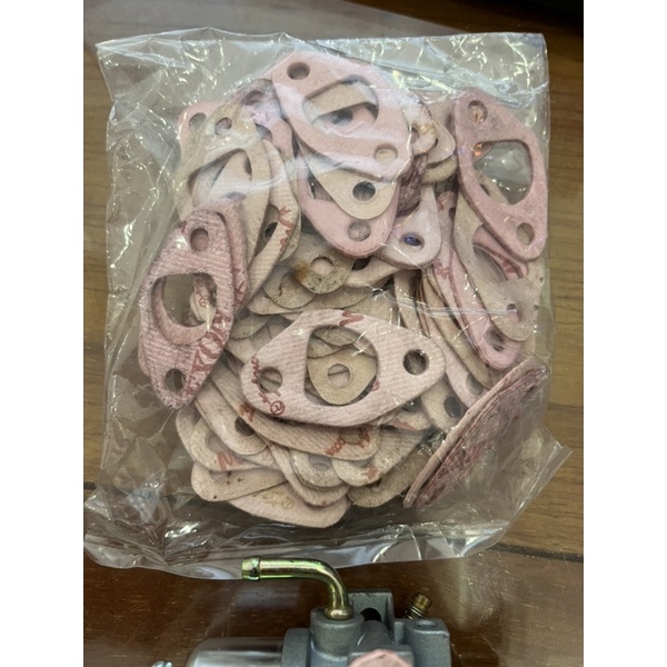 Ron bình xăng con vanguard 6.0hp 181 roăng bình xăng con