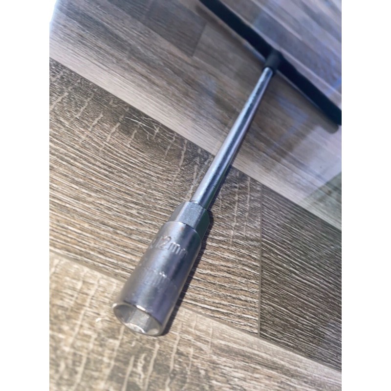 Sản phẩm gia đình làm: Tê 12mm tê vặn ốc