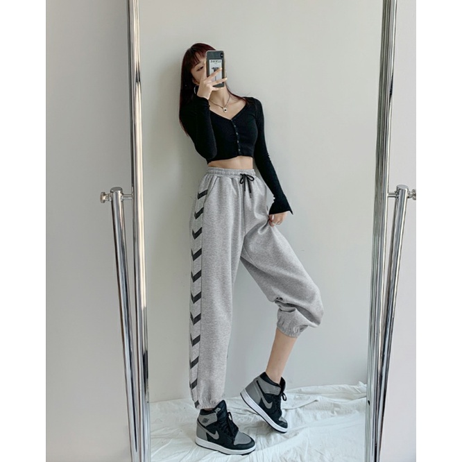 Quần jogger nữ from rộng thể thao chất vải xneo co giãn kiểu dáng thoải mái phong cách hàn quốc quần thể thao nữ ulzzang | BigBuy360 - bigbuy360.vn