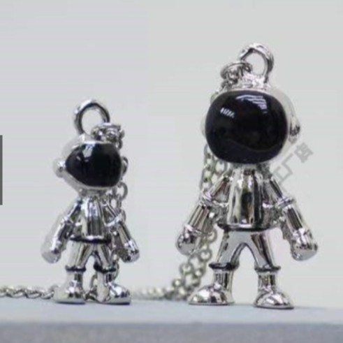 Vòng cổ mặt hình phi hành gia phong cách hip hop thời trang cho nam