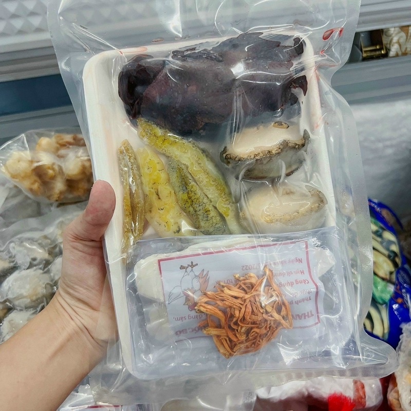 Set gà ác tiềm bào ngư, hải sâm, đông trùng