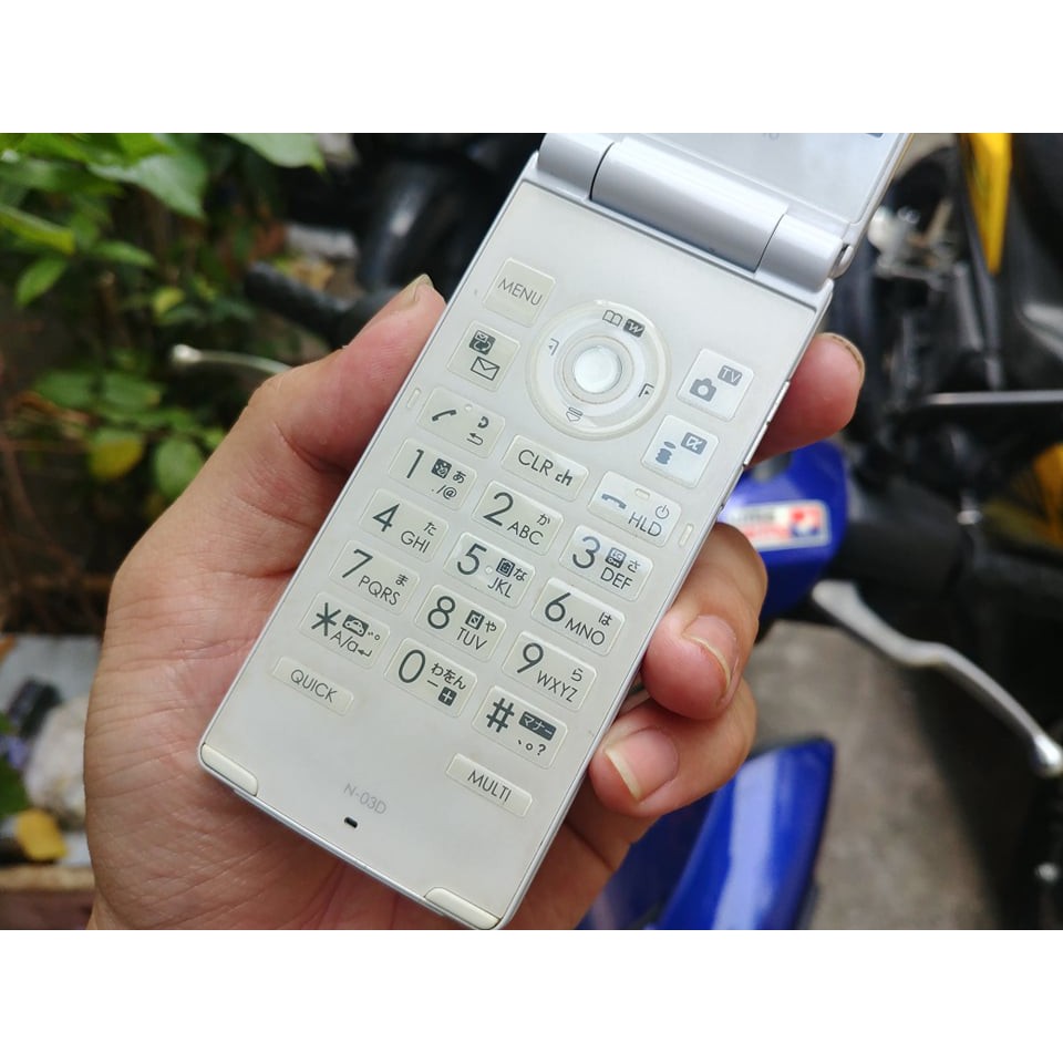 Điện thoại NEC N-03D màu trắng