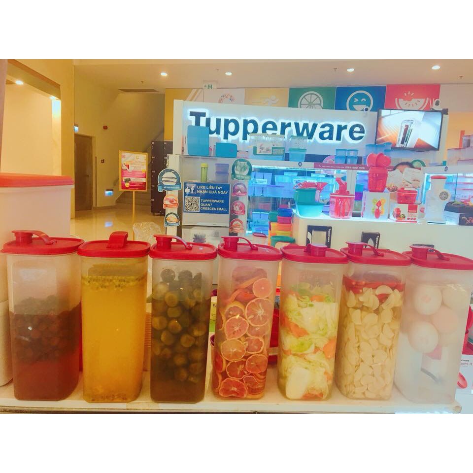 Bình Tupperware Slim Line 2L