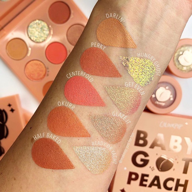 Bảng Phấn Mắt 12 Ô COLOURPOP Press Powder Palette