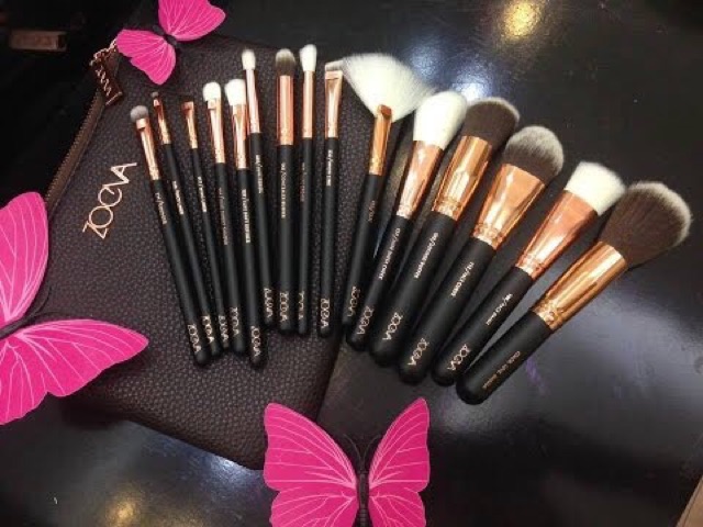 Bộ Cọ Trang Điểm Zoeva 15 Cây Rose Golden Complete Set