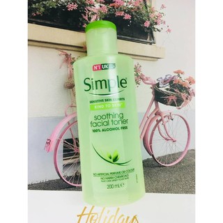 Nước hoa hồng Simple Kind to Skin Soothing Facial Toner 200ml ( mẫu mới )