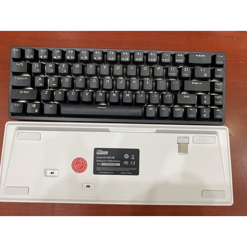 RK G68 Hotswap - Bàn phím cơ không dây Royal Kluedge RK G68 Led Đơn Sắc Bluetooth 5.1 và Wireless 2.4G-BẢO HÀNH 12 THÁNG