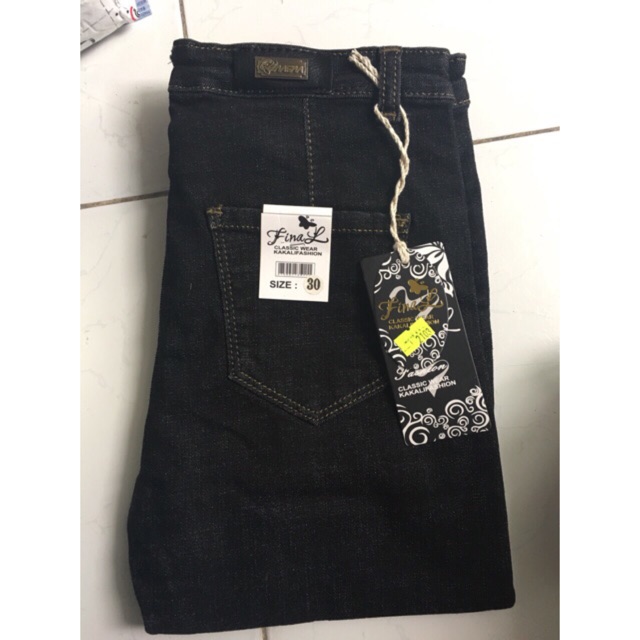 Quần Jean nữ lưng cao co giãn( xả kho hàng còn lẻ size)