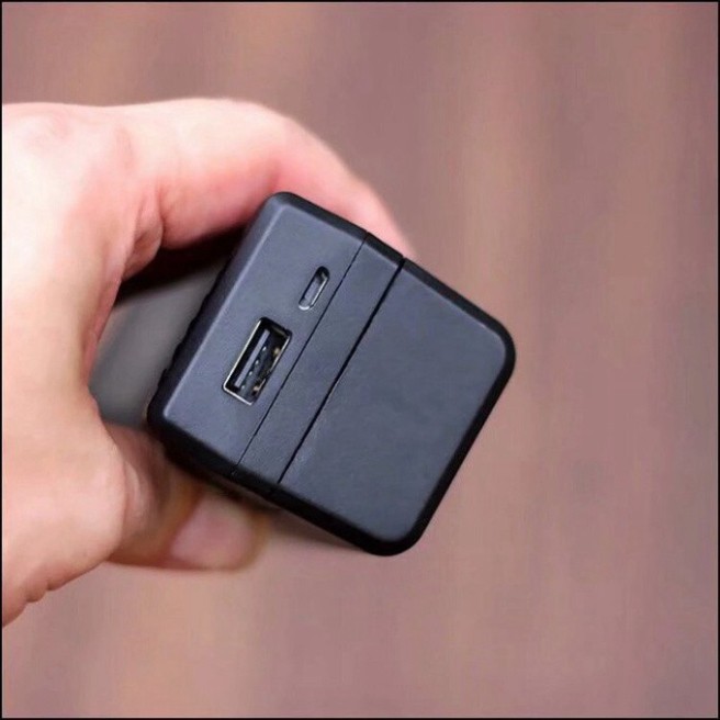 SALE NGHỈ LỄ Điện Thoại 4 Sim Pin Khủng Retro Telephone W2 Sạc cho Smartphone giả giọng nói SALE NGHỈ LỄ