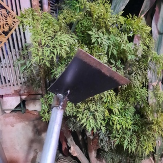Cuốc làm vườn cán sắt dài 50cm