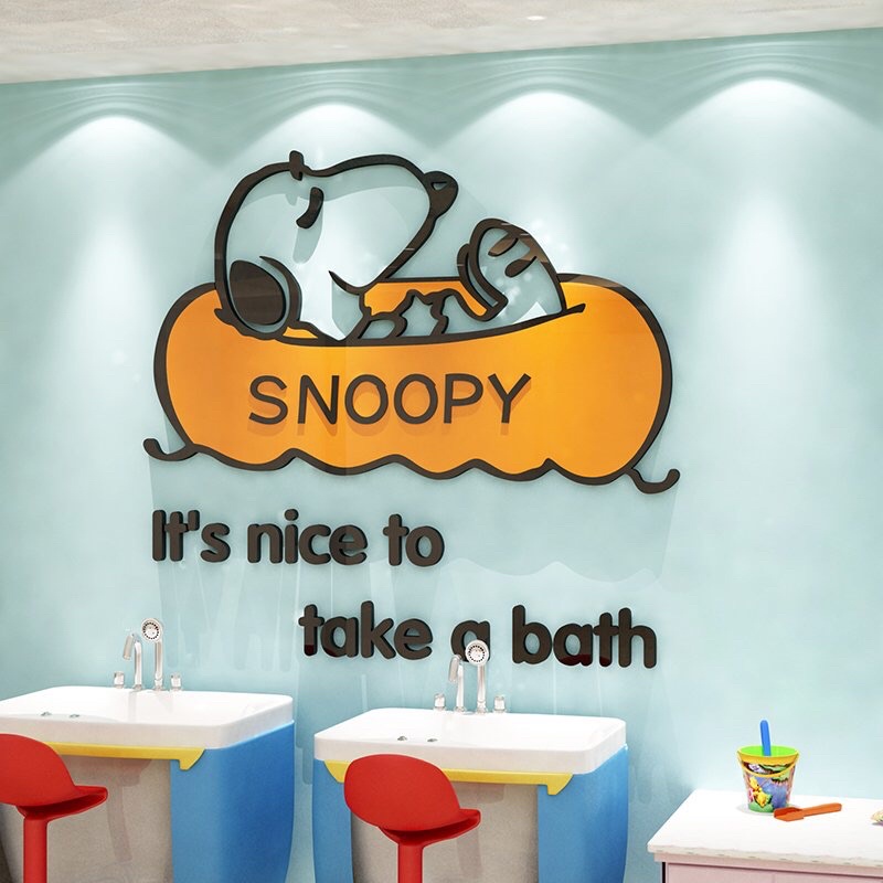 Tranh dán tường mica snoopy tắm trang trí phòng tắm, bể bơi