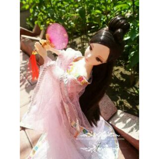 Quạt cổ trang cho búp bê