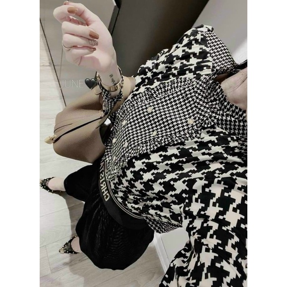 Áo sơ mi kẻ zaza phối cúc