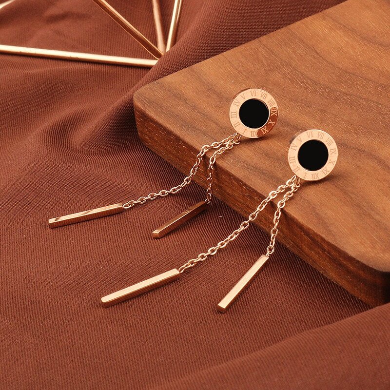 Bông Tai Tròn Bằng Thép Không Gỉ Phối Tua Rua Thời Trang Phong Cách Âu Mỹ Dành Cho Nữ