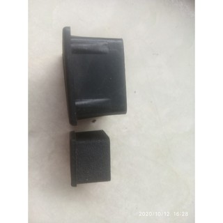 4 nút chân ghế inox màu đen