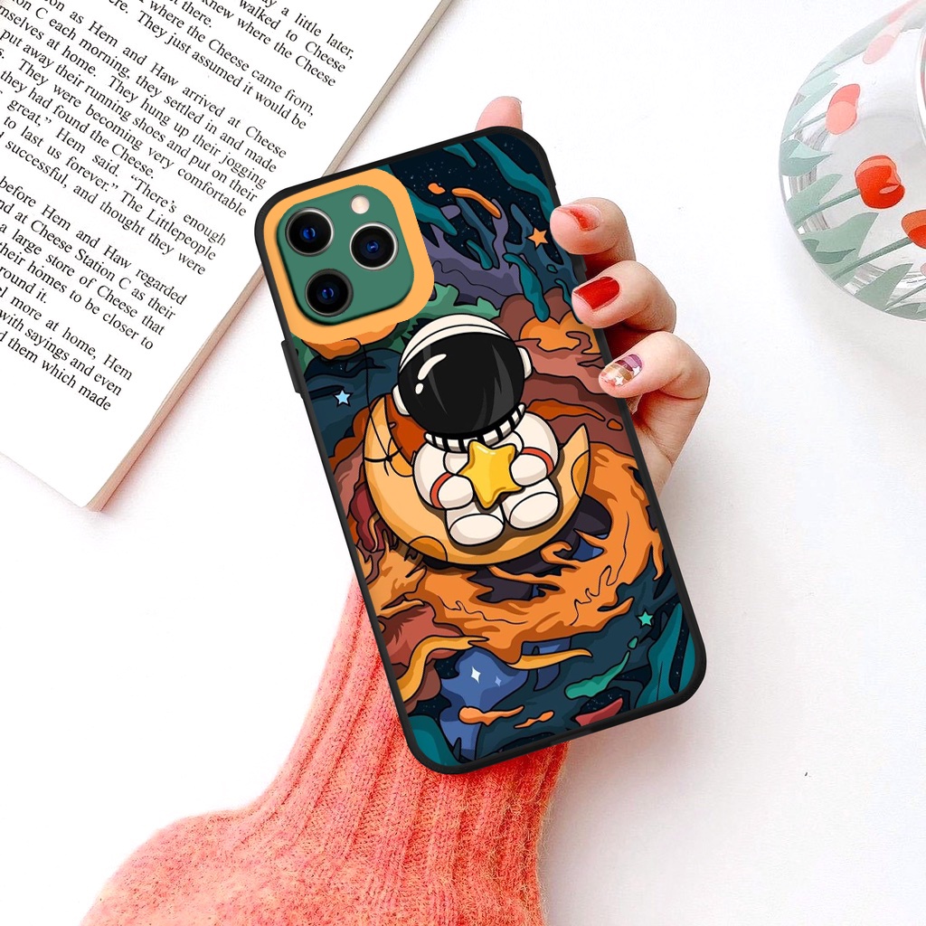 Ốp lưng iphone vuông cạnh du hành gia 6/6plus/6s/6splus/7/7plus/8/8plus/x/xr/xs/11/12/pro/max/plus/promax-Xuongop