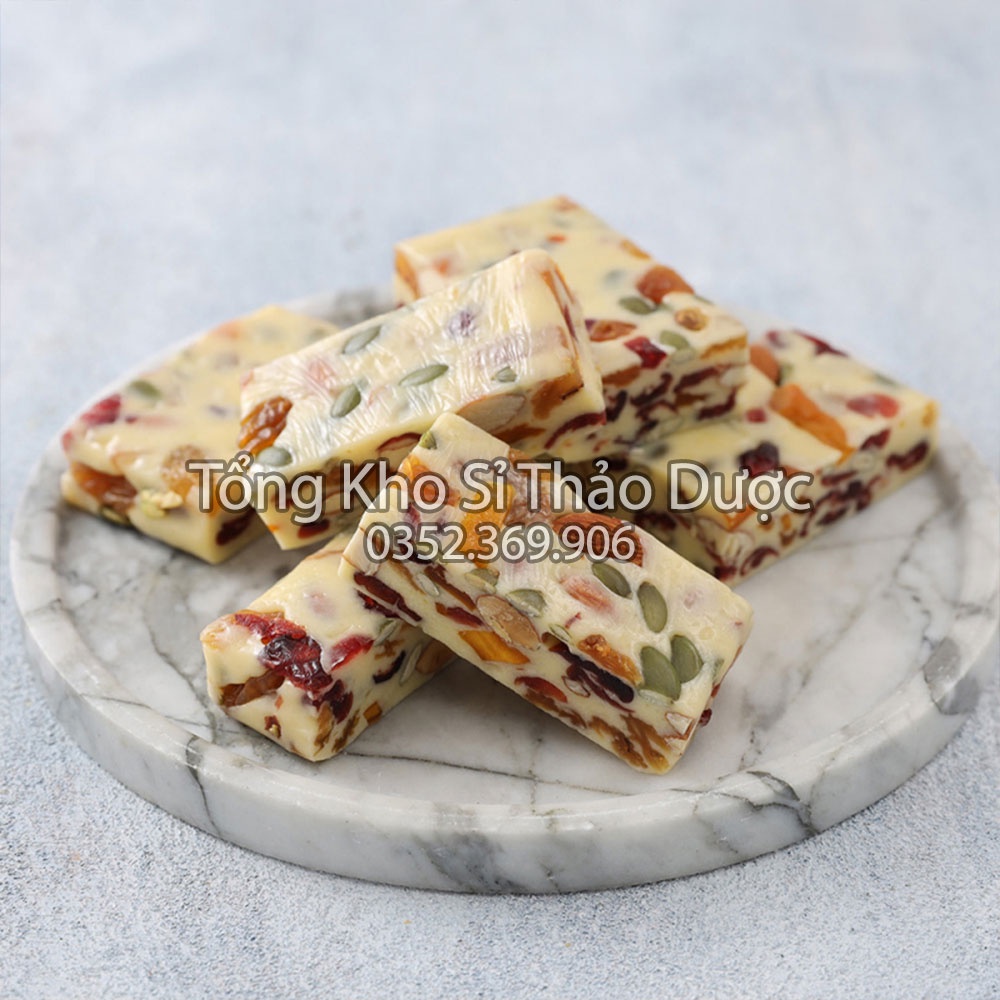 Nho khô xanh không hạt 1kg (nho ăn vặt, làm bánh)