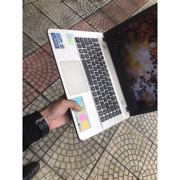 laptop asus x441U core i3-6100