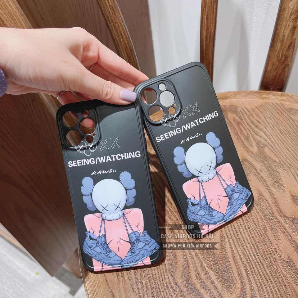 Ốp IPhone Kaws Đen IDM Chống Bẩn
