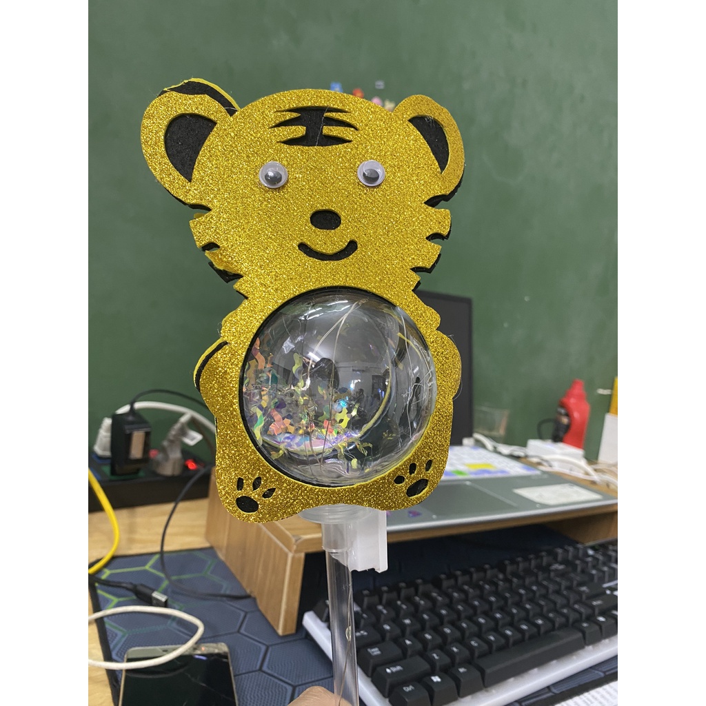 ĐÈN TRUNG THU Đèn Led hình thú Ngỗ nghĩnh 3 chế độ, An toàn cho bé yêu( sẵn pin)