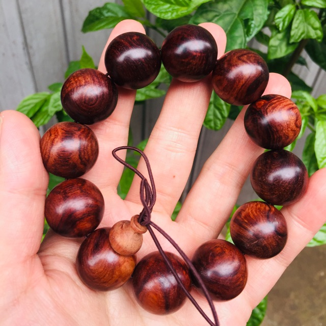 Vòng tay gỗ Trắc dây 20 li