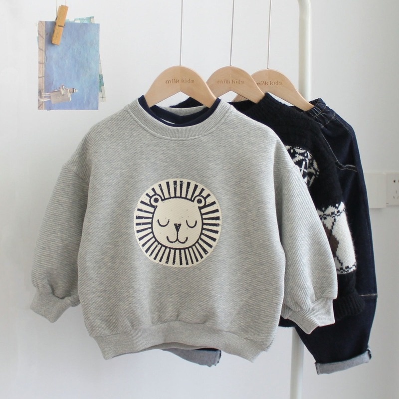 Áo Sweater dáng rộng in họa tiết thời trang mùa thu cho bé trai