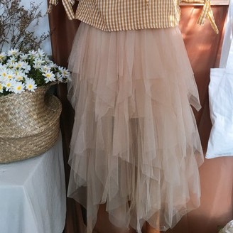 Chân váy voan nhiều tầng màu be