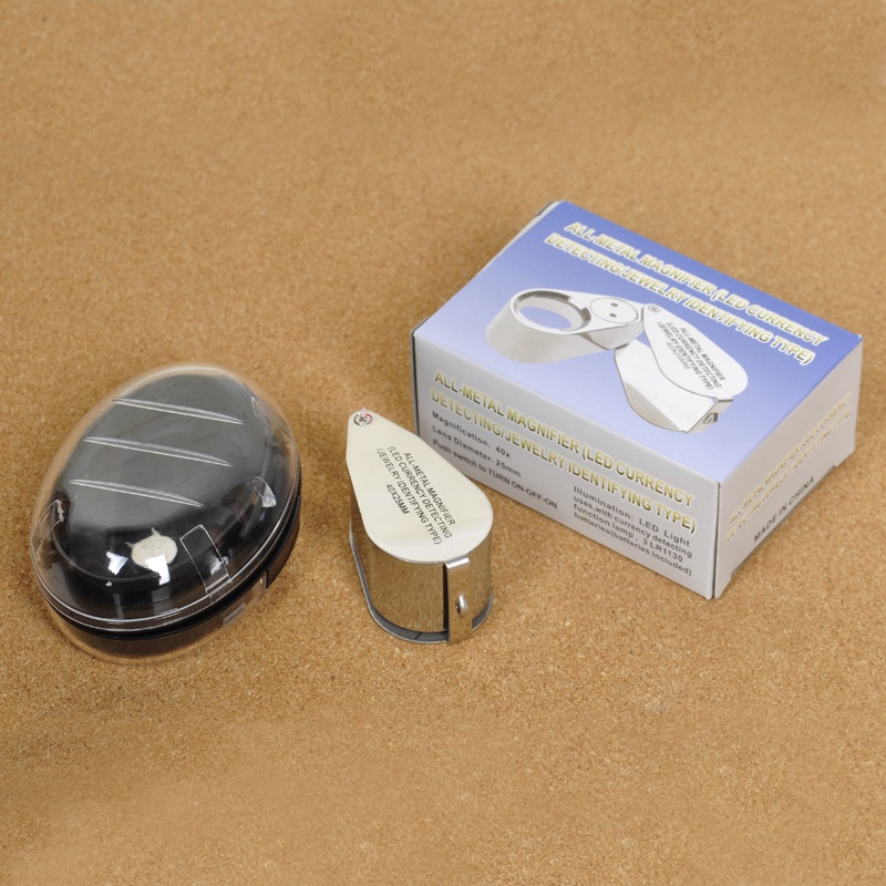 Kính lúp 40x móc khóa cao cấp, gập mở tiện dụng có đèn trợ sáng M9890