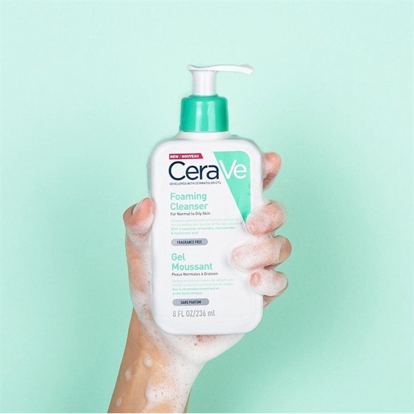 Sữa rửa mặt cho da thường đến da dầu CeraVe Foaming Cleanser Gel Moussant