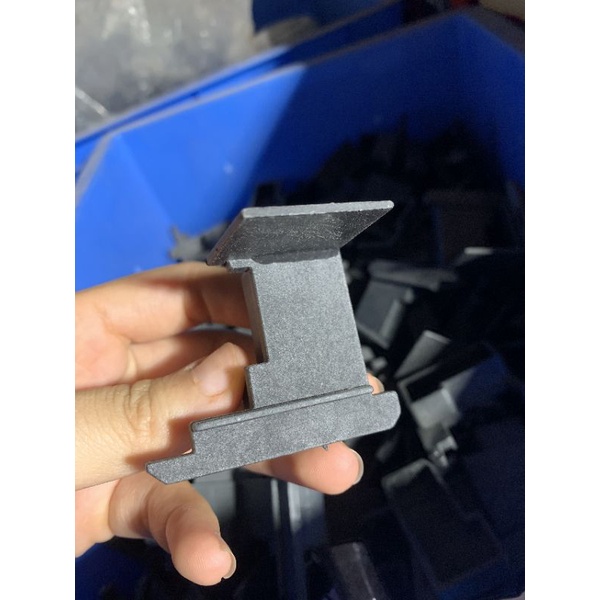 Nhựa bịt đầu đố động 2 vế trái phải