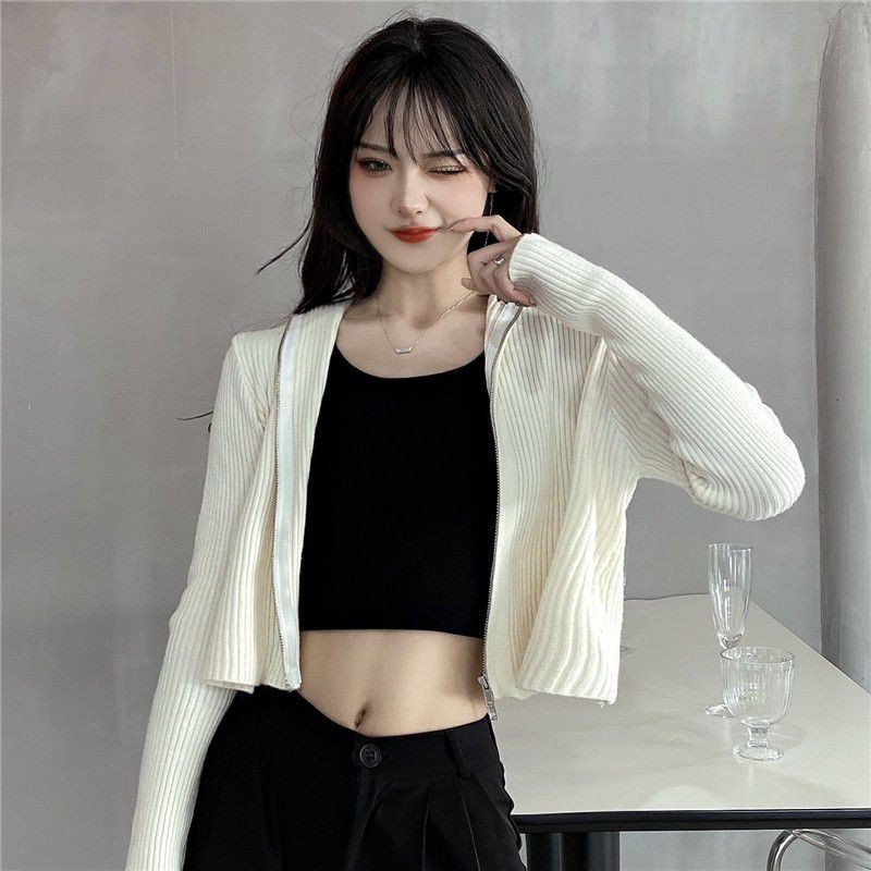 Áo khoác len có nón hàng Qc sẵn hàng | BigBuy360 - bigbuy360.vn